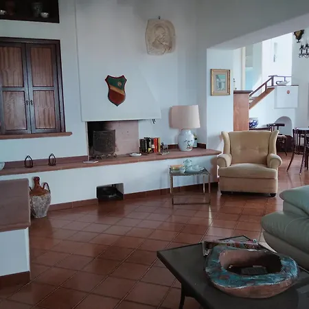 Mariarosa Apartment